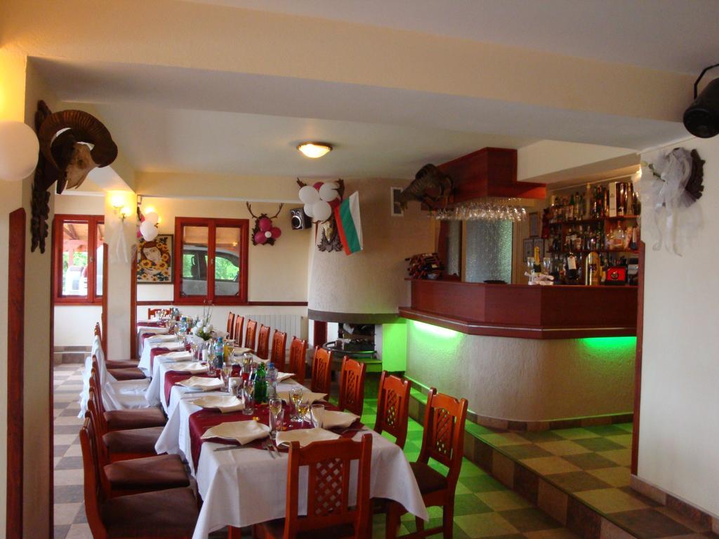 Family Hotel Diana Lyaskovo  Luaran gambar