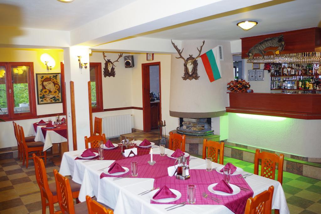 Family Hotel Diana Lyaskovo  Luaran gambar