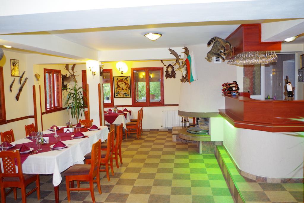 Family Hotel Diana Lyaskovo  Luaran gambar