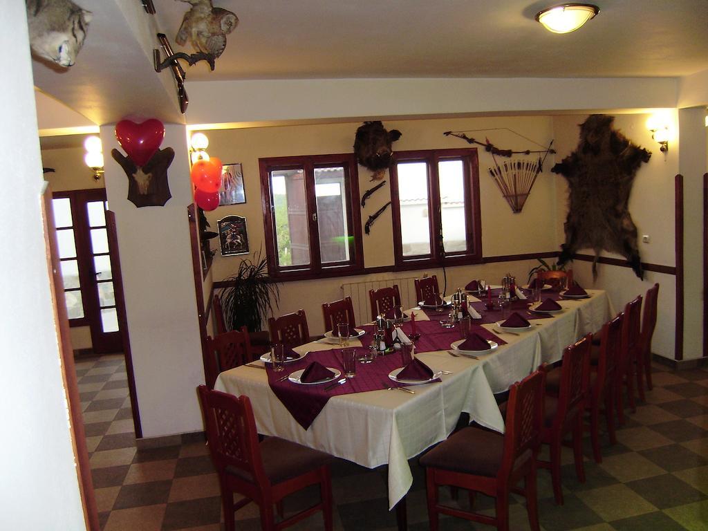 Family Hotel Diana Lyaskovo  Luaran gambar