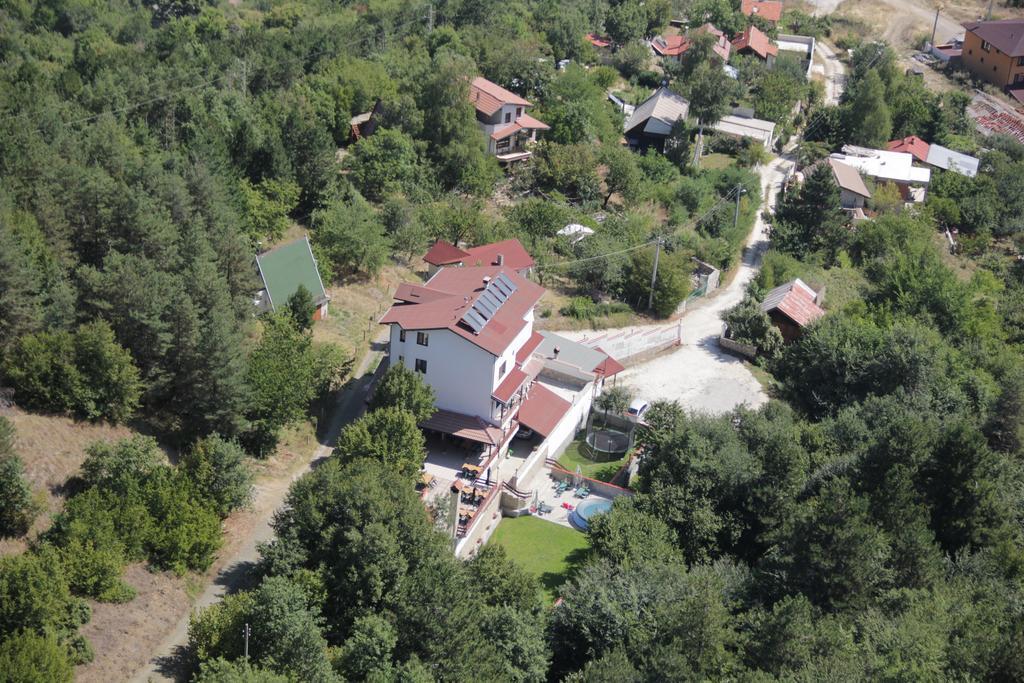 Family Hotel Diana Lyaskovo  Luaran gambar