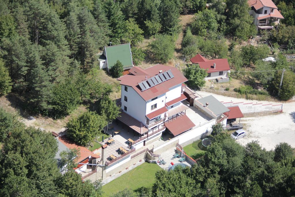 Family Hotel Diana Lyaskovo  Luaran gambar